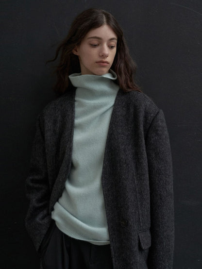 100% Lamb Wool Turtleneck Sweater