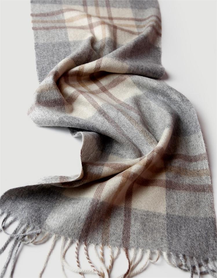 100% Cashmere Sandy Scarves