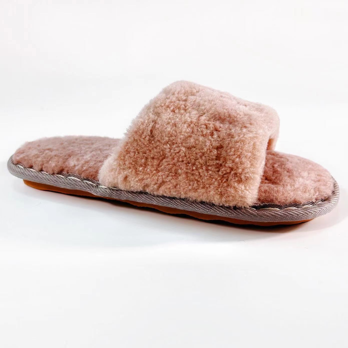 100% Lamb Wool Slipper