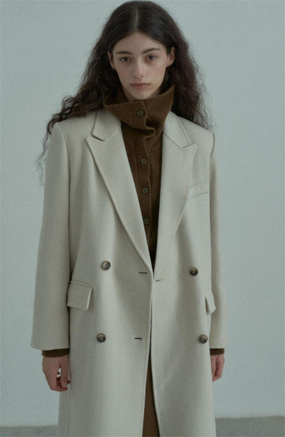 Handmade Lamb Wool Mía Overcoat