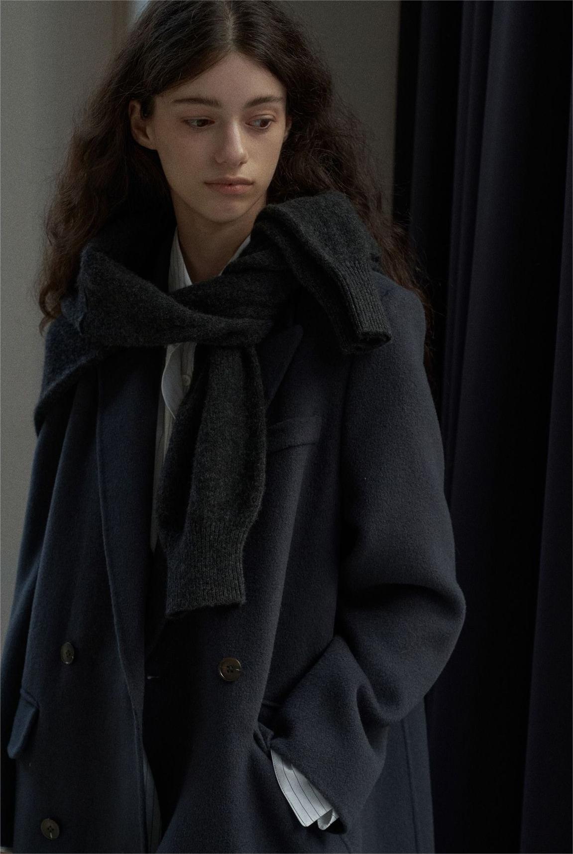 Handmade Lamb Wool Mía Overcoat