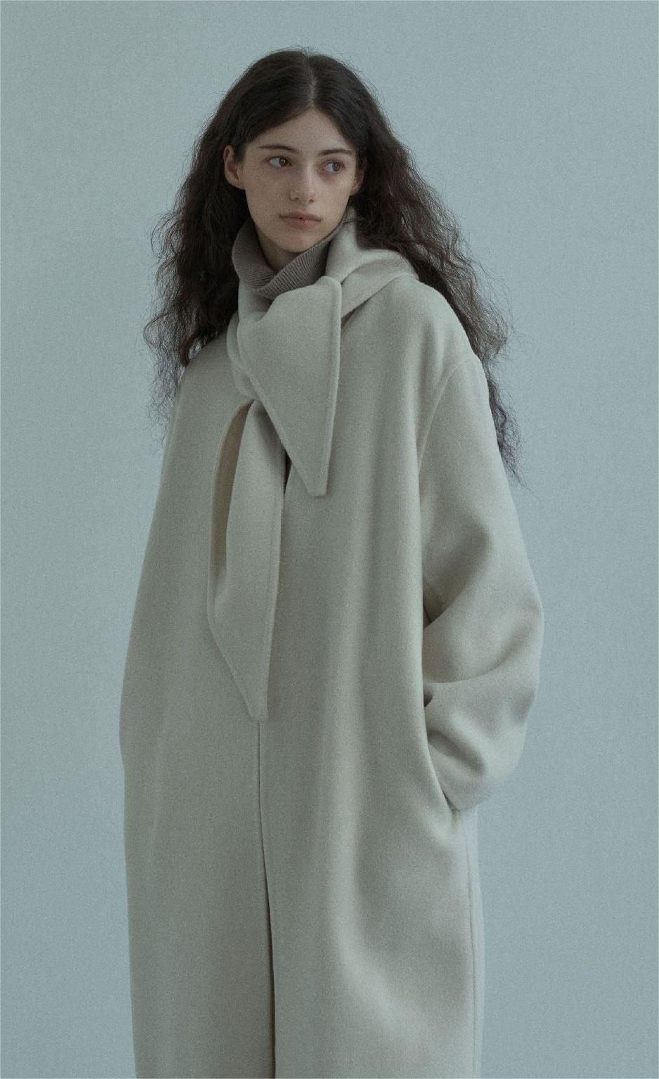 Handmade Lamb Wool María Overcoat