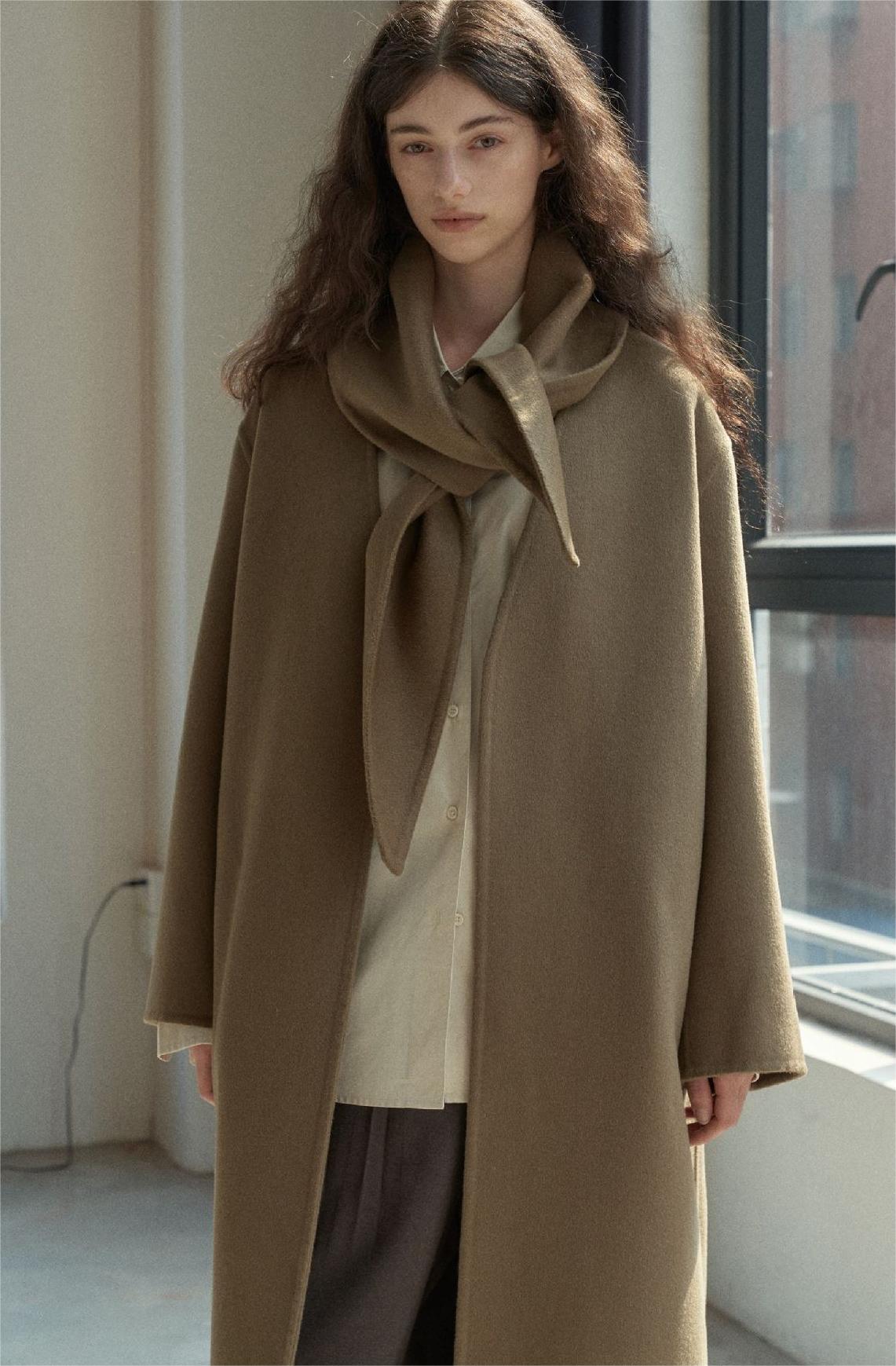 Handmade Lamb Wool María Overcoat