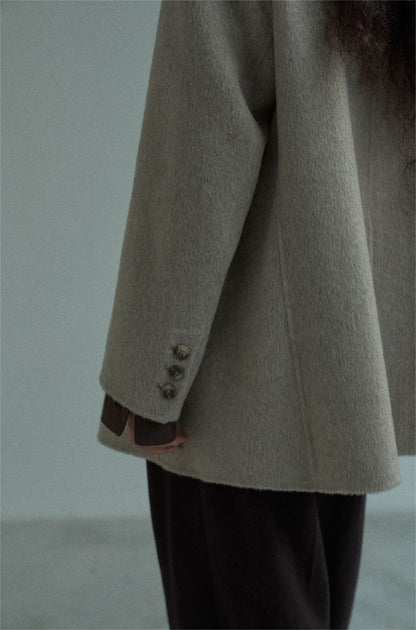 Handmade Lamb Wool Lucía Overcoat