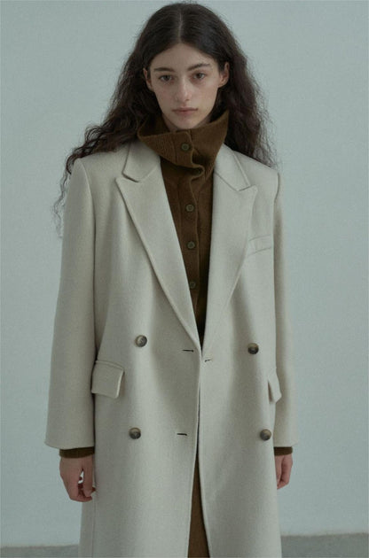 Handmade Lamb Wool Mía Overcoat