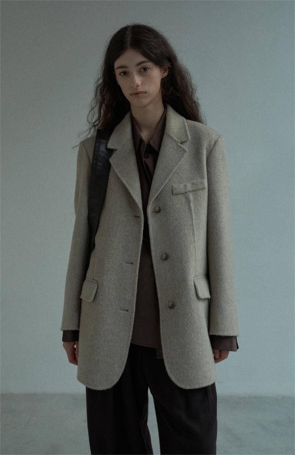 Handmade Lamb Wool Lucía Overcoat